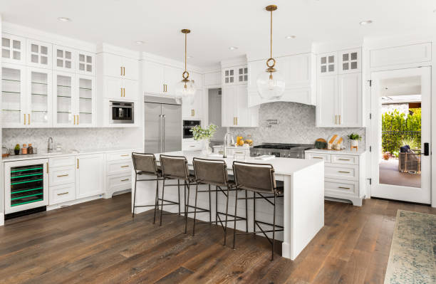 24/7 Emergency Cabinet Installation experts in Louisville, OH